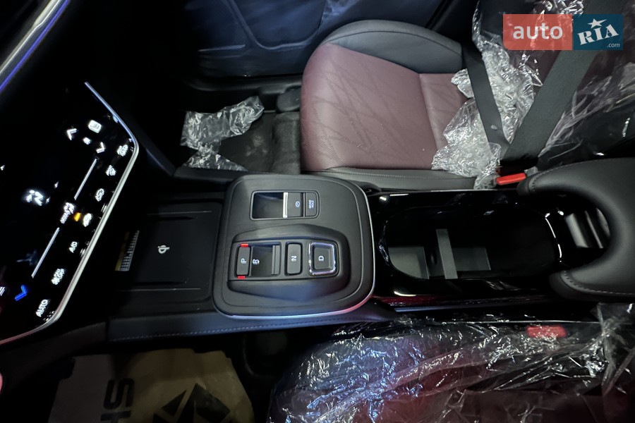 Honda M-NV - фото 24