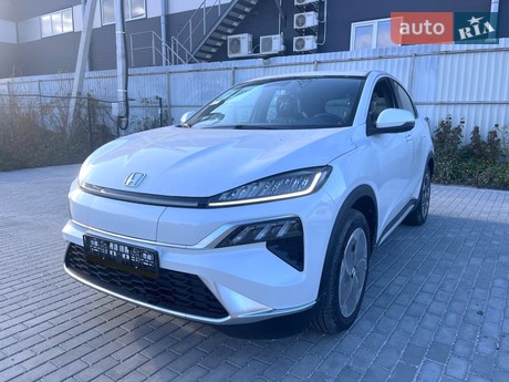 Honda M-NV 2024