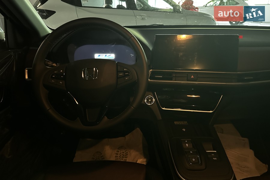 Honda M-NV - фото 11