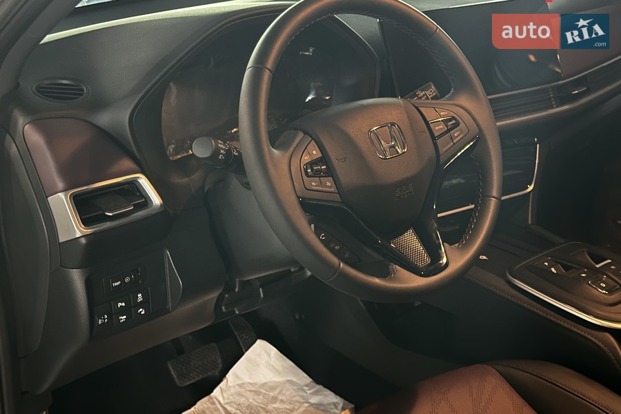 Honda M-NV - фото 8