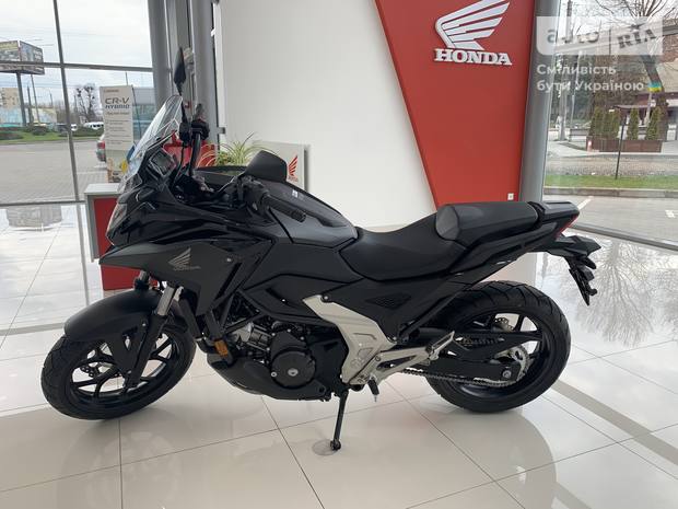 Honda NC 750X 2025