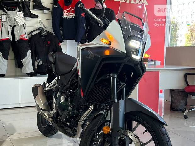 Honda NX 500 2025