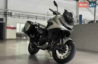 Honda NT 1100