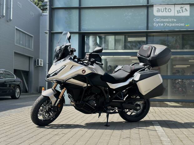 Honda NT 1100 2025 Honda NT 1100 2025