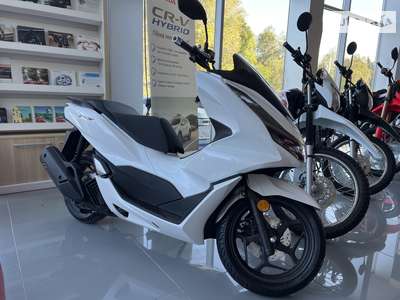 Honda PCX 125 Base 12 к.с. 2023