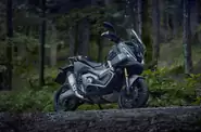 Honda X-ADV 750 Base