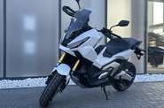 Honda X-ADV 750 Base