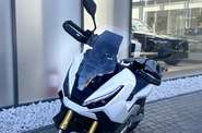 Honda X-ADV 750 Base