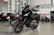 Honda X-ADV 750 Base