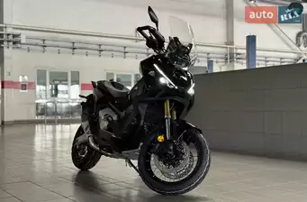 Honda X-ADV 750 Honda X-ADV 750