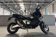 Honda X-ADV 750 Base