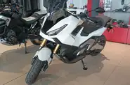 Honda X-ADV 750 Base