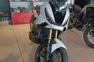 Honda X-ADV 750 Base