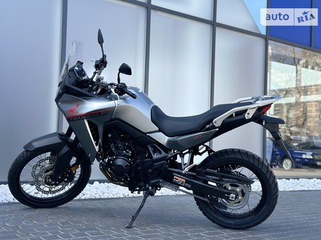 Honda XL 2024