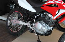 Honda XR 150L Base