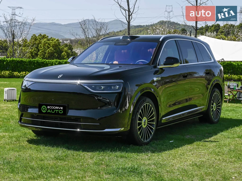 Huawei Aito M8 Ultra