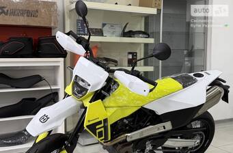 Husqvarna 701 2026 Base