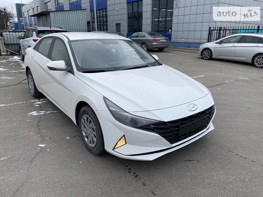 Hyundai Elantra Active