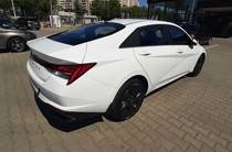 Hyundai Elantra Style