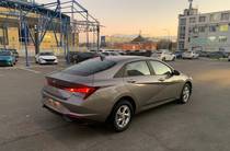 Hyundai Elantra Comfort