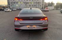 Hyundai Elantra Comfort