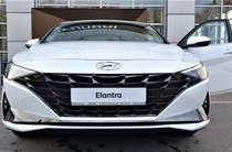 Hyundai Elantra Style