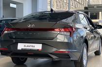 Hyundai Elantra Comfort