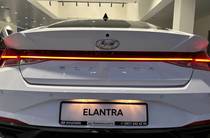 Hyundai Elantra Style