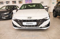 Hyundai Elantra Style