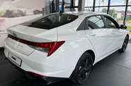 Hyundai Elantra Style