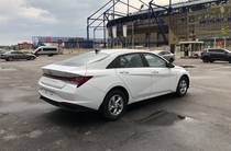 Hyundai Elantra Comfort