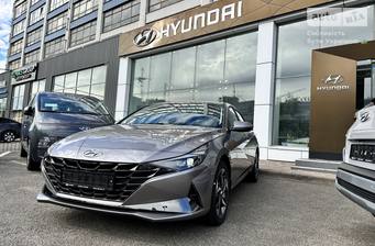 Hyundai Elantra 2023 Individual