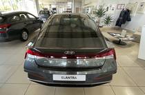 Hyundai Elantra Comfort