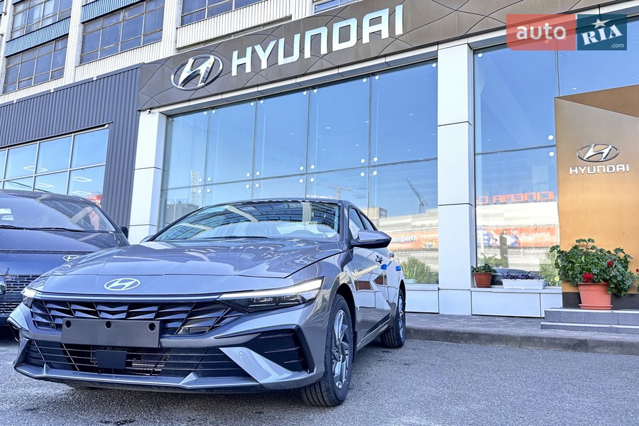 Hyundai Elantra - фото 2