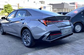 Hyundai Elantra 2024 Style