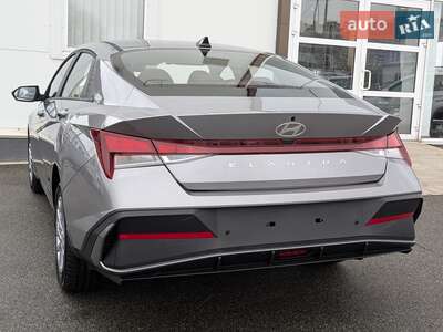 Новий Hyundai Elantra 2025 - фото 4