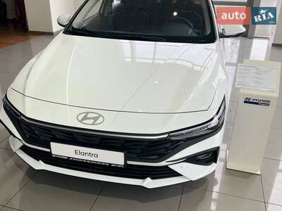 Новий Hyundai Elantra 2025 - фото 2