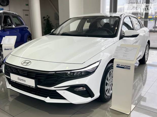 Hyundai Elantra 2025