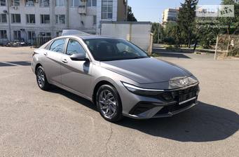 Hyundai Elantra 2024 Style