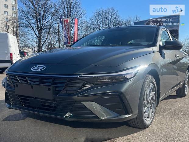 Hyundai Elantra 2024