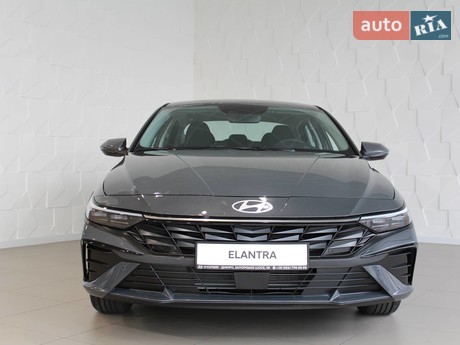 Hyundai Elantra 2025