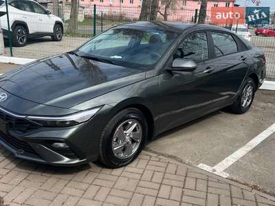 Hyundai Elantra 2025 Comfort