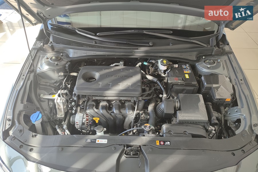 Hyundai Elantra - фото 22