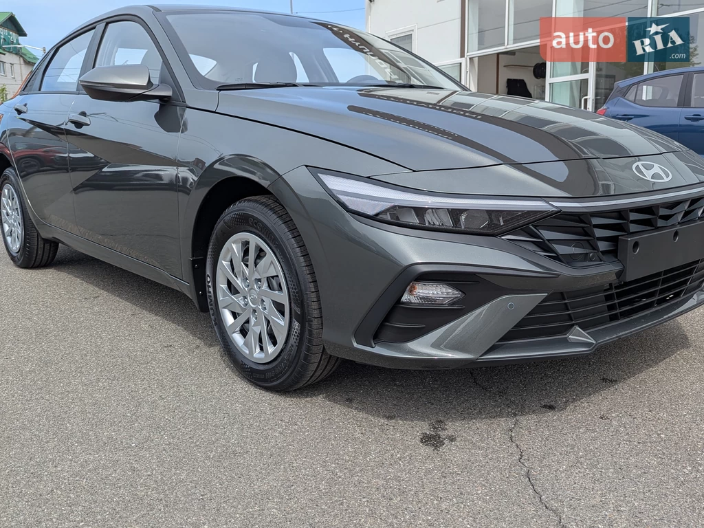 Hyundai Elantra Active