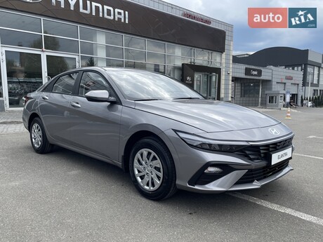 Hyundai Elantra 2025