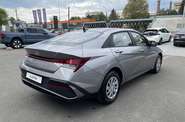 Hyundai Elantra - фото 8