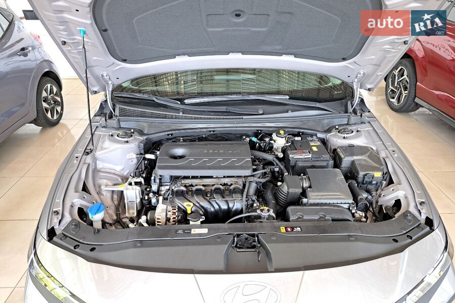 Hyundai Elantra - фото 23