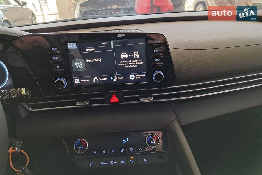 Hyundai Elantra - фото 20