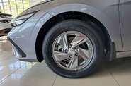 Hyundai Elantra - фото 5