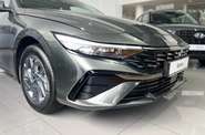 Hyundai Elantra Style